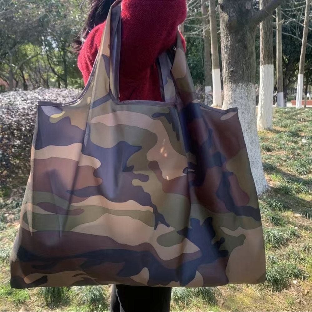 New Camouflage Unisex Large Capacity Polyester Light Foldable Casual Tote Bag - Picture 16 of 16